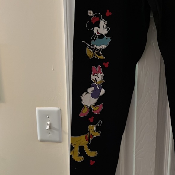 NWOT Mickey Mouse leggings - Picture 2 of 4